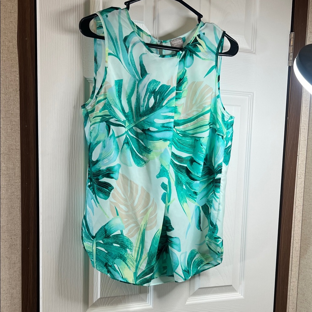 Chico's Green Leaf Print Sleeveless Blouse
